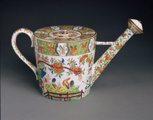 じょうろ、1810-20年頃（磁器）